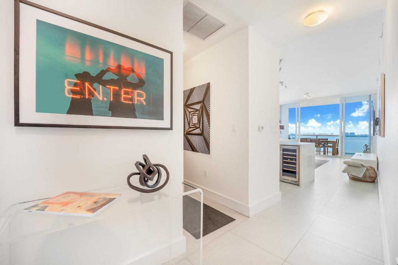 Lunabase Waterfront Paradise * Miami